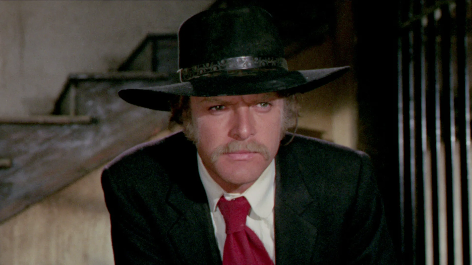 Una nuvola di polvere... un grido di morte... arriva Sartana