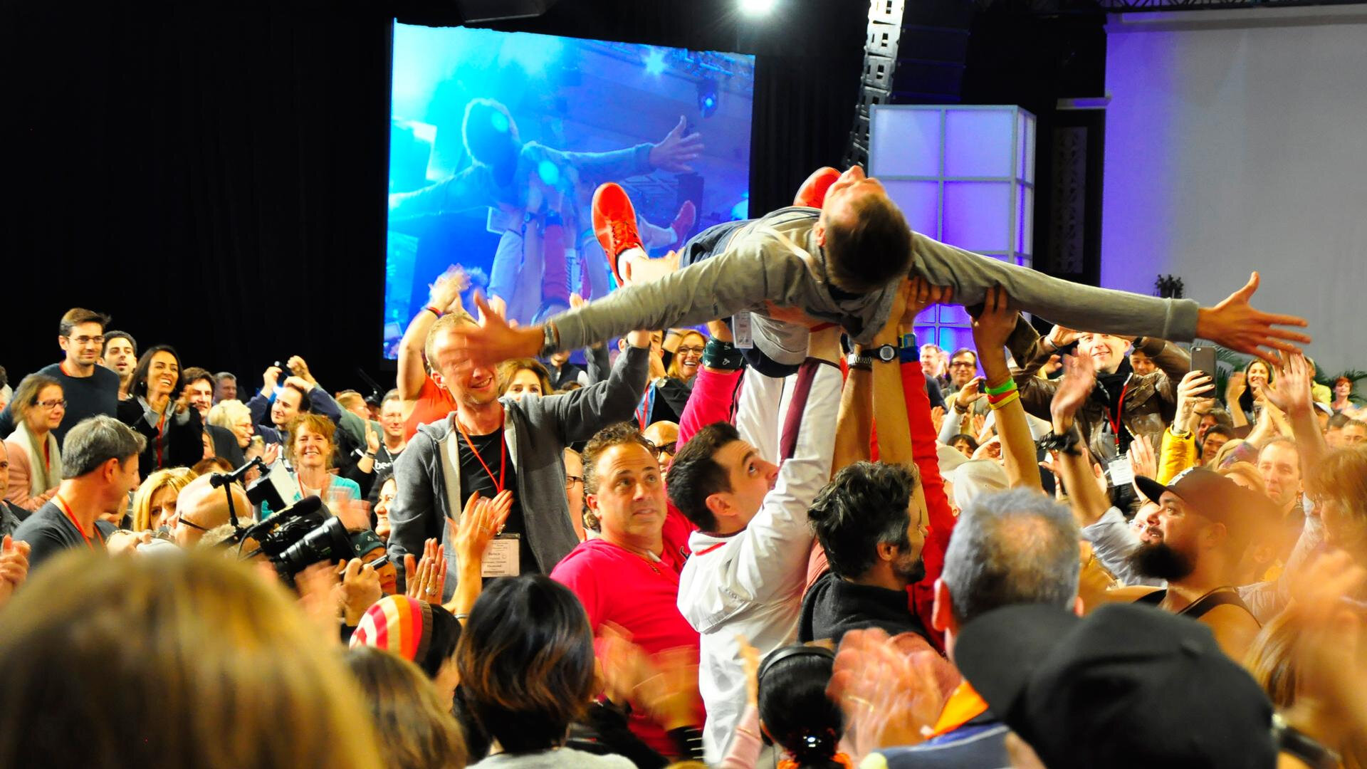 Tony Robbins: I Am Not Your Guru