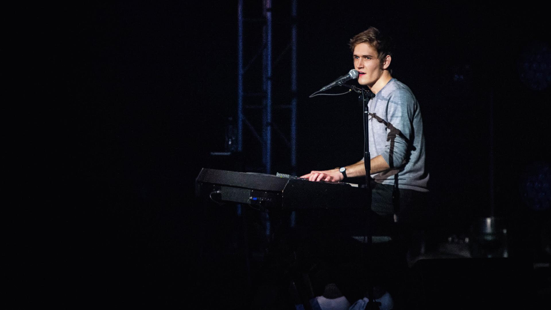 Bo Burnham: Make Happy