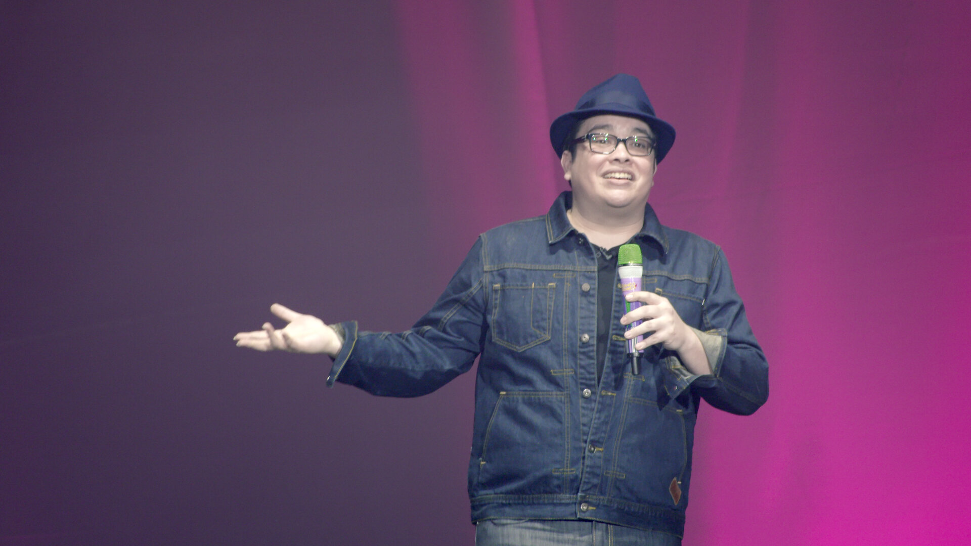 Franco Escamilla: Bienvenido al mundo