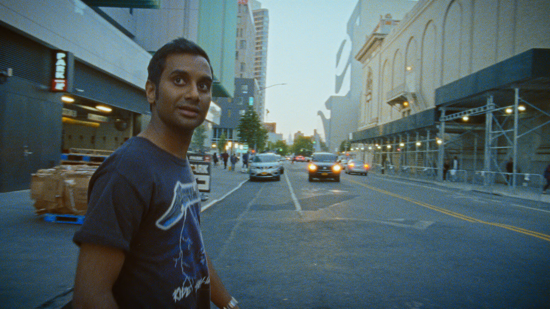 Aziz Ansari: RIGHT NOW