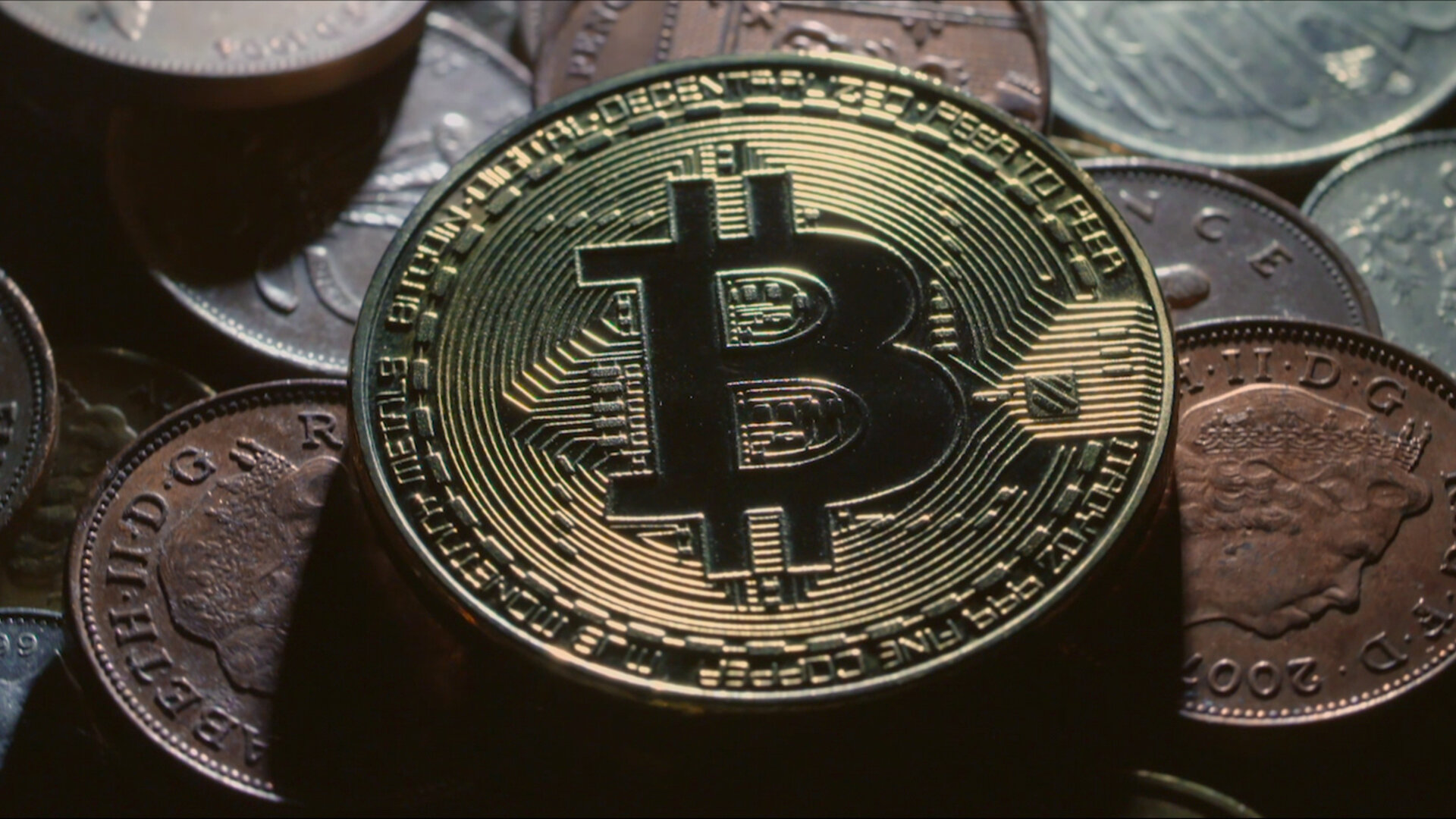 Trust No One: The Hunt for the Crypto King
