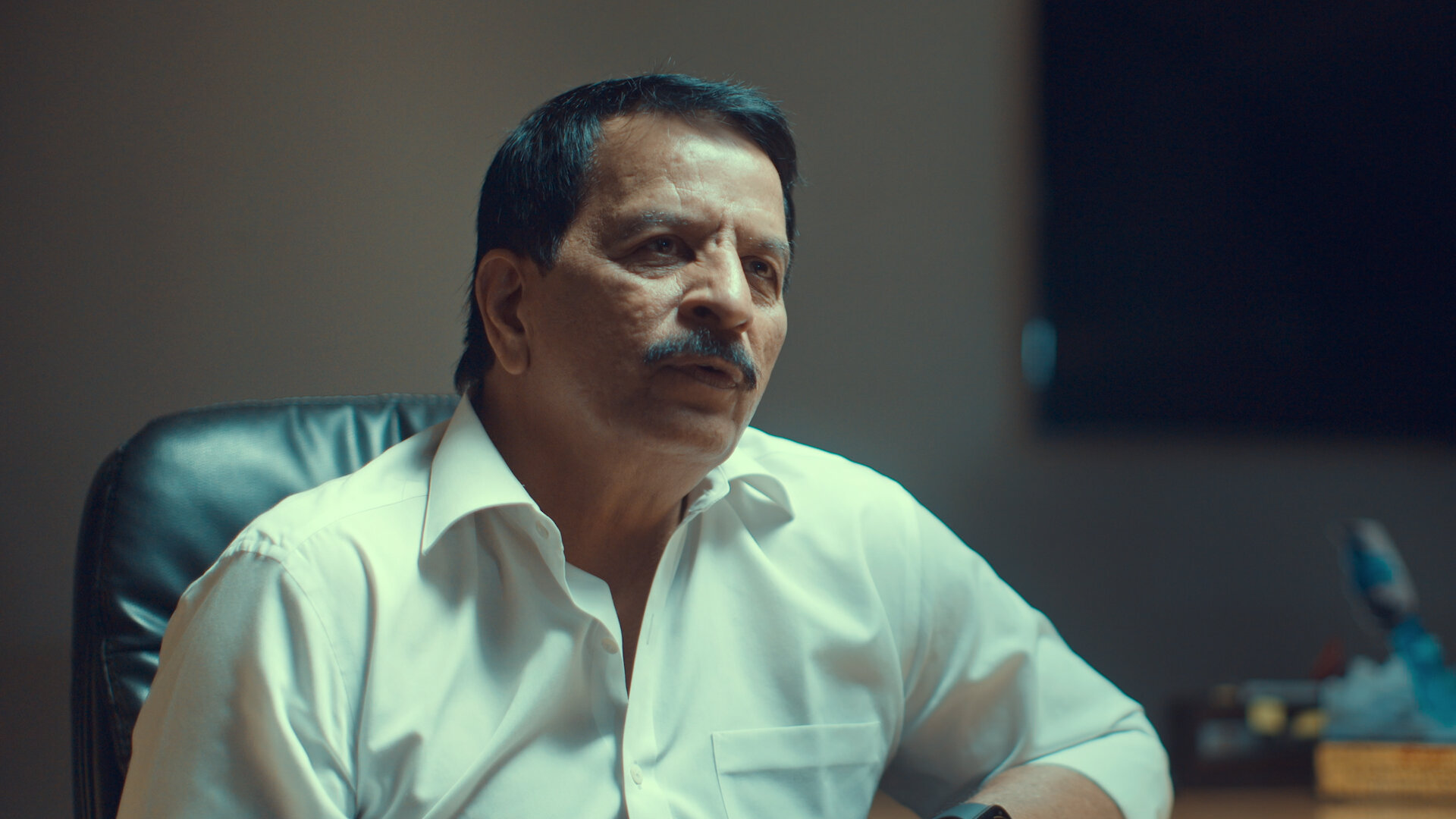 Mumbai Mafia: Police vs The Underworld