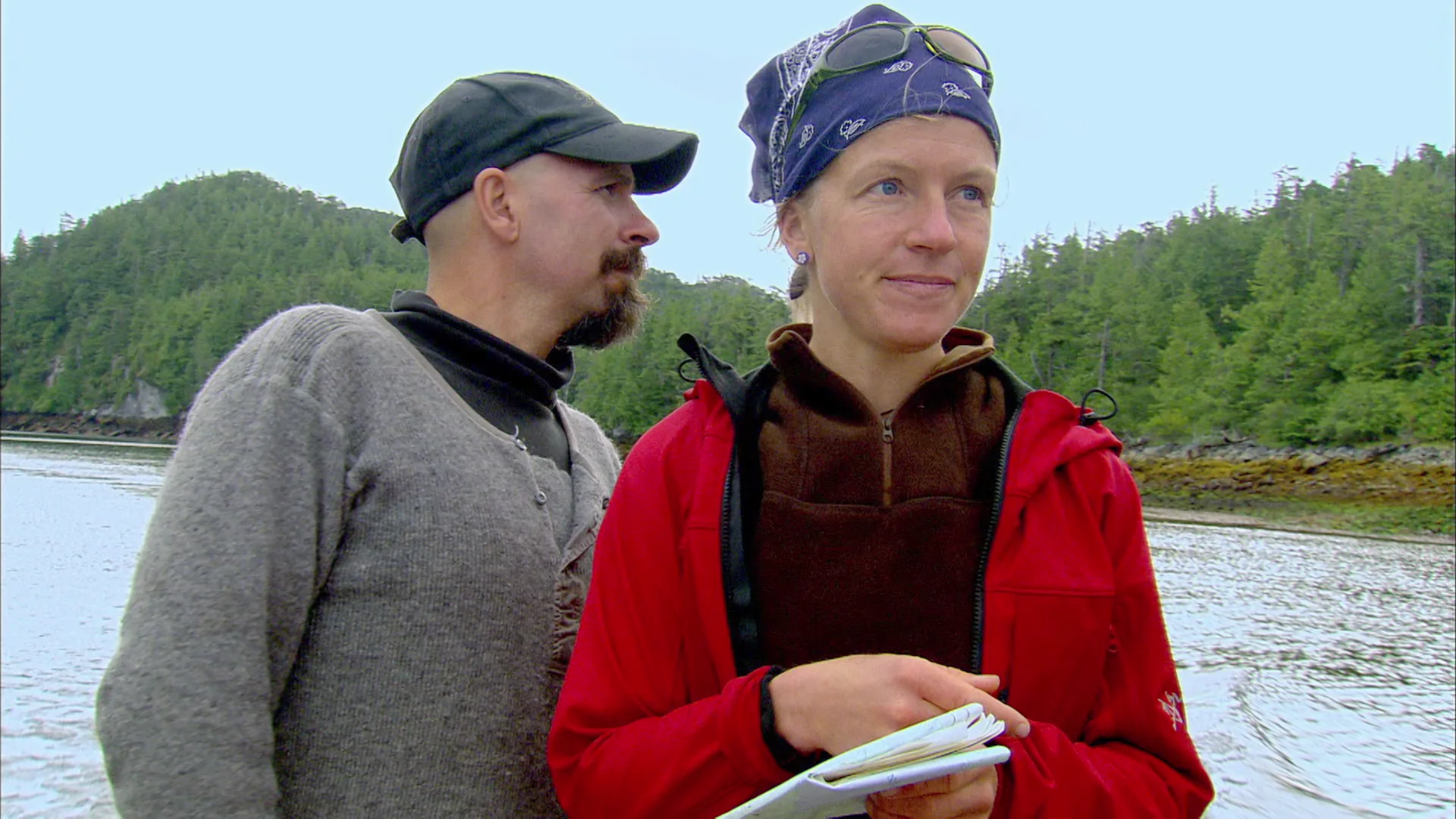 The Hidden Trail: Tracking Canada's Coastal Wolves