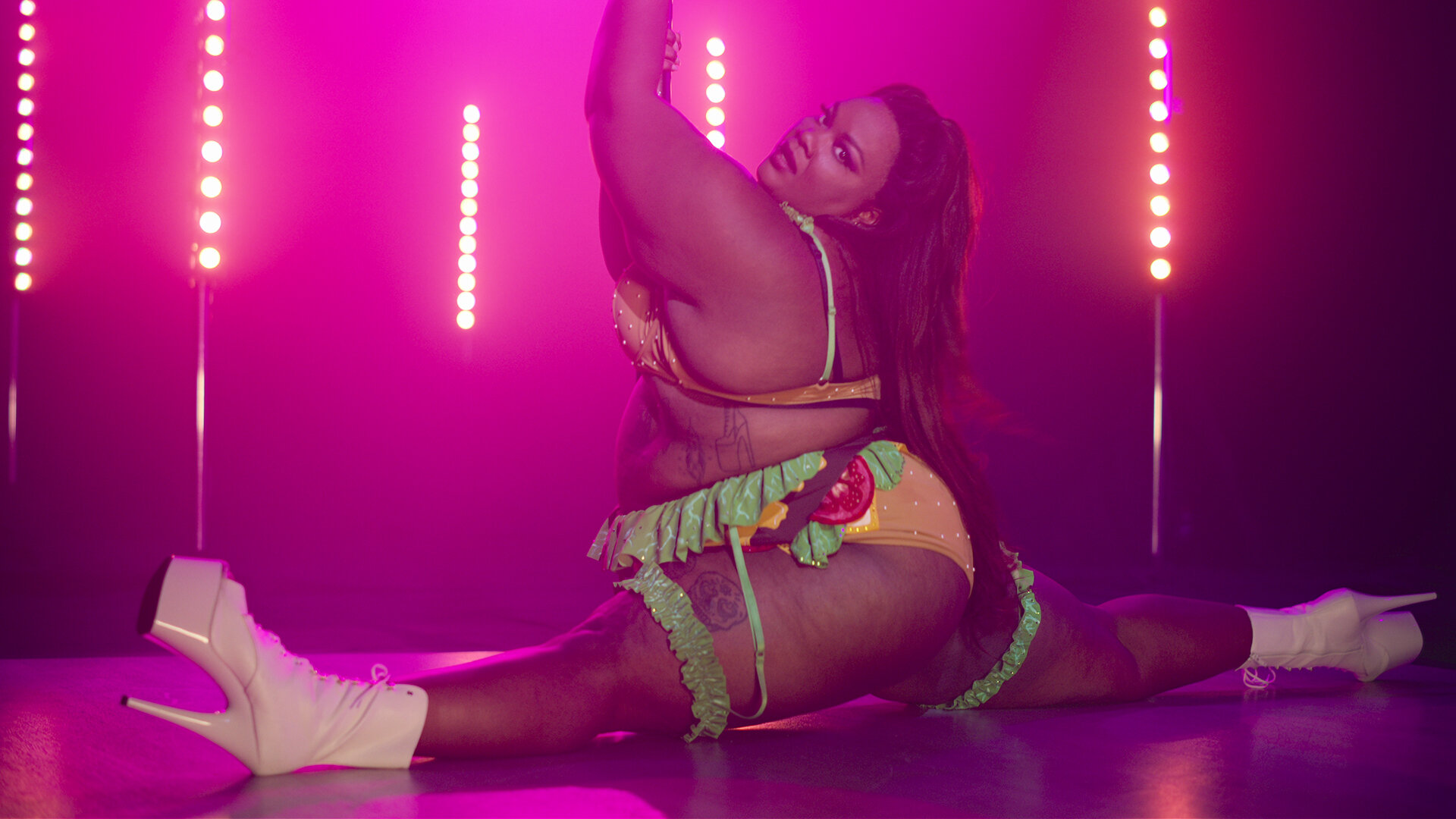 Nicole Byer: BBW (Big Beautiful Weirdo)