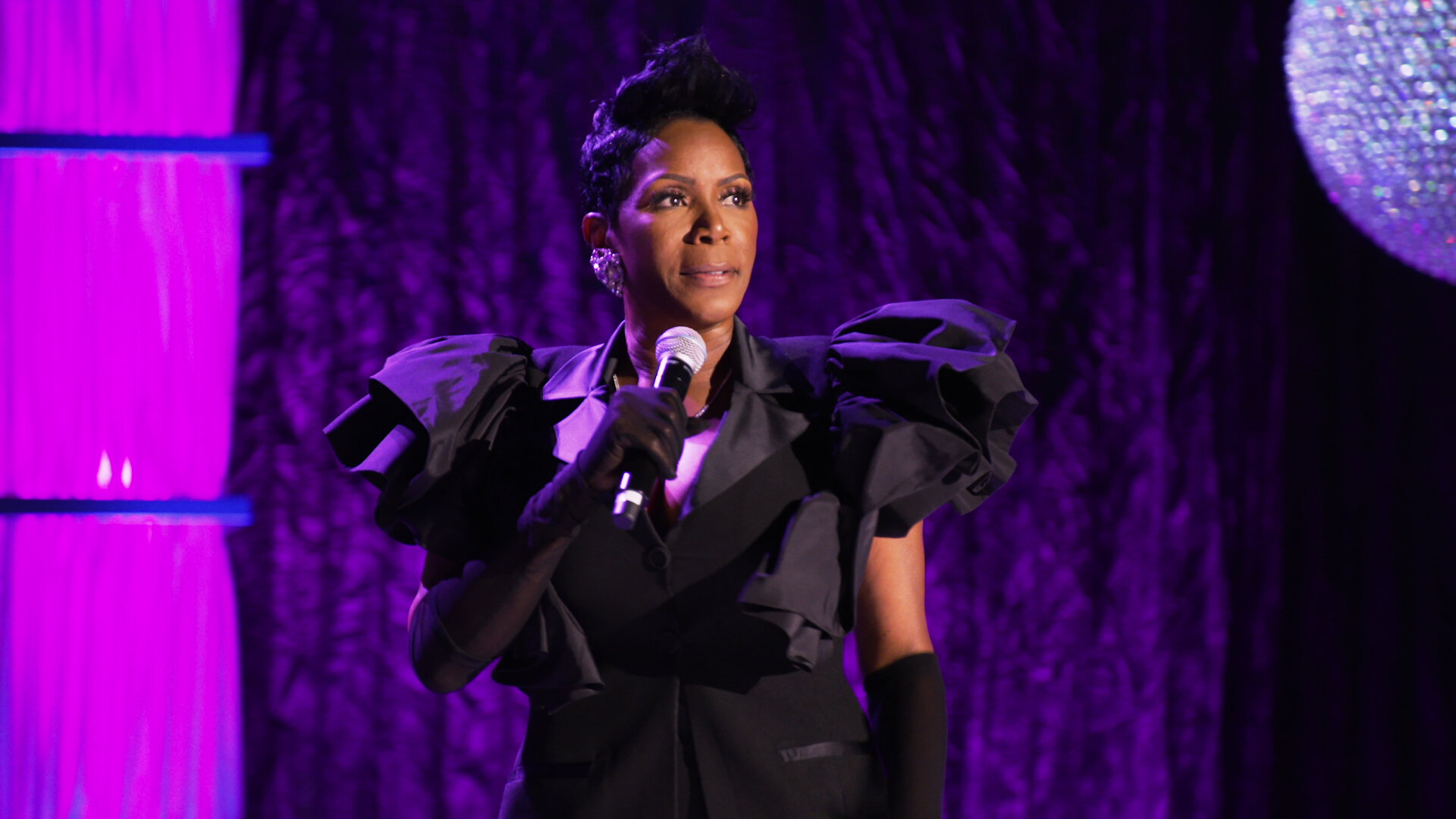 Sommore: Queen Chandelier